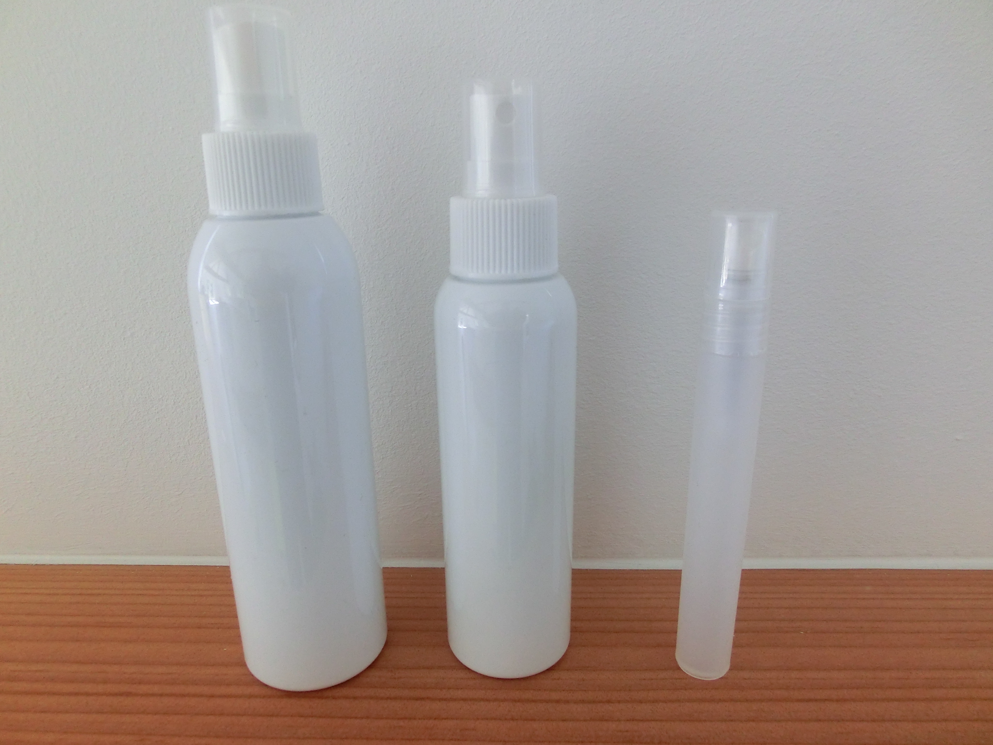 CIMG1633 Sprühfflaschen für Aura-Spray, Duftöle, Energiesprays etc. leer. 10ml, 100ml 200 ml